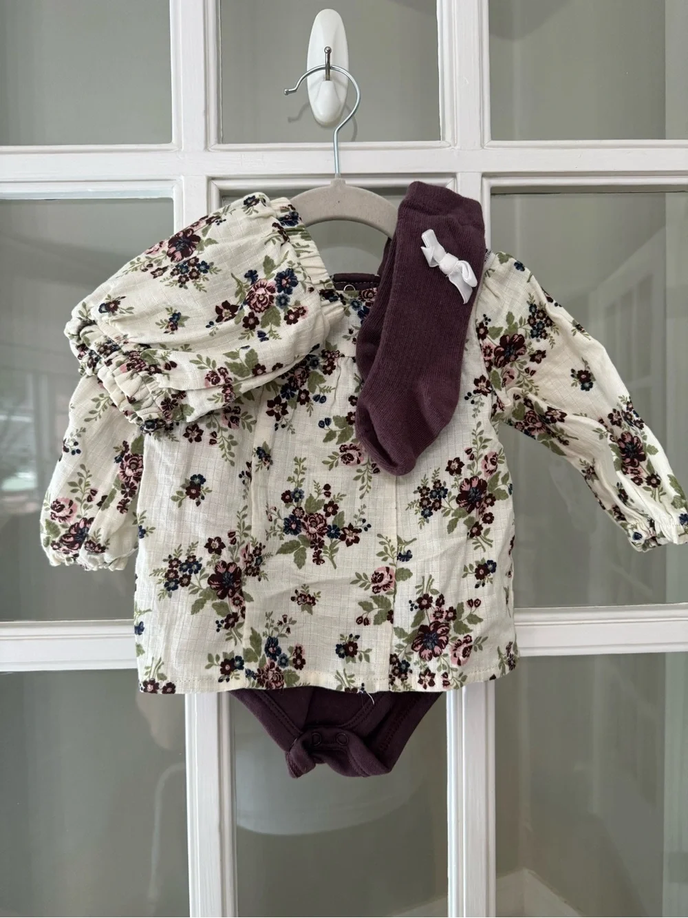 Nicole Miller New York Floral Baby Romper - Plum & Cream